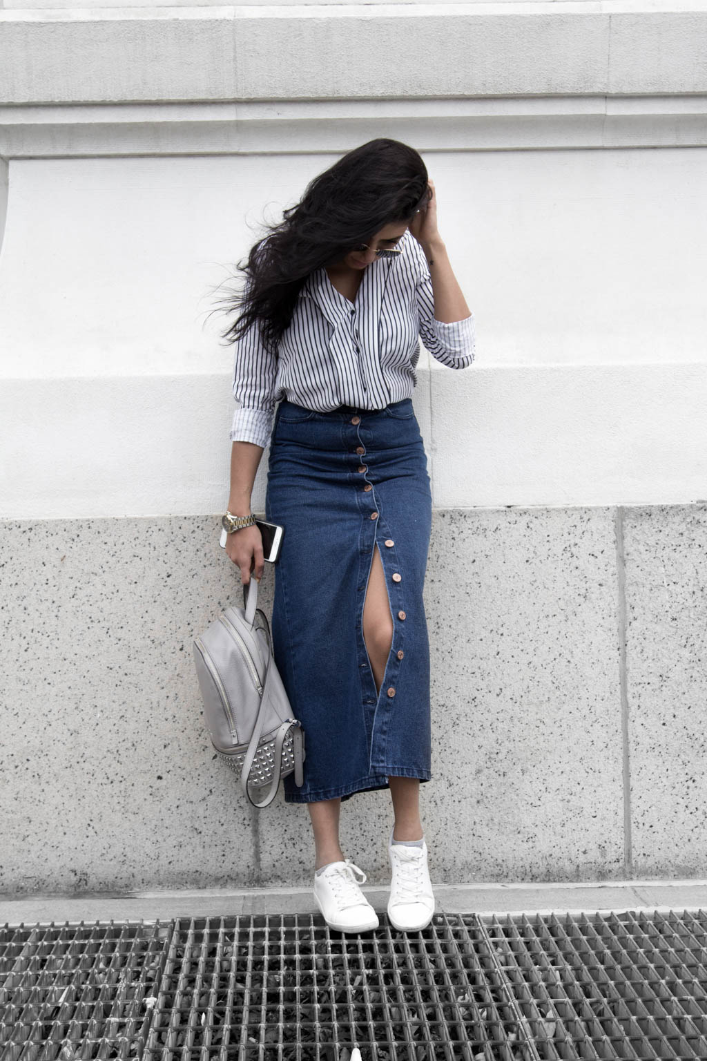 jeans skirt and sneakers
